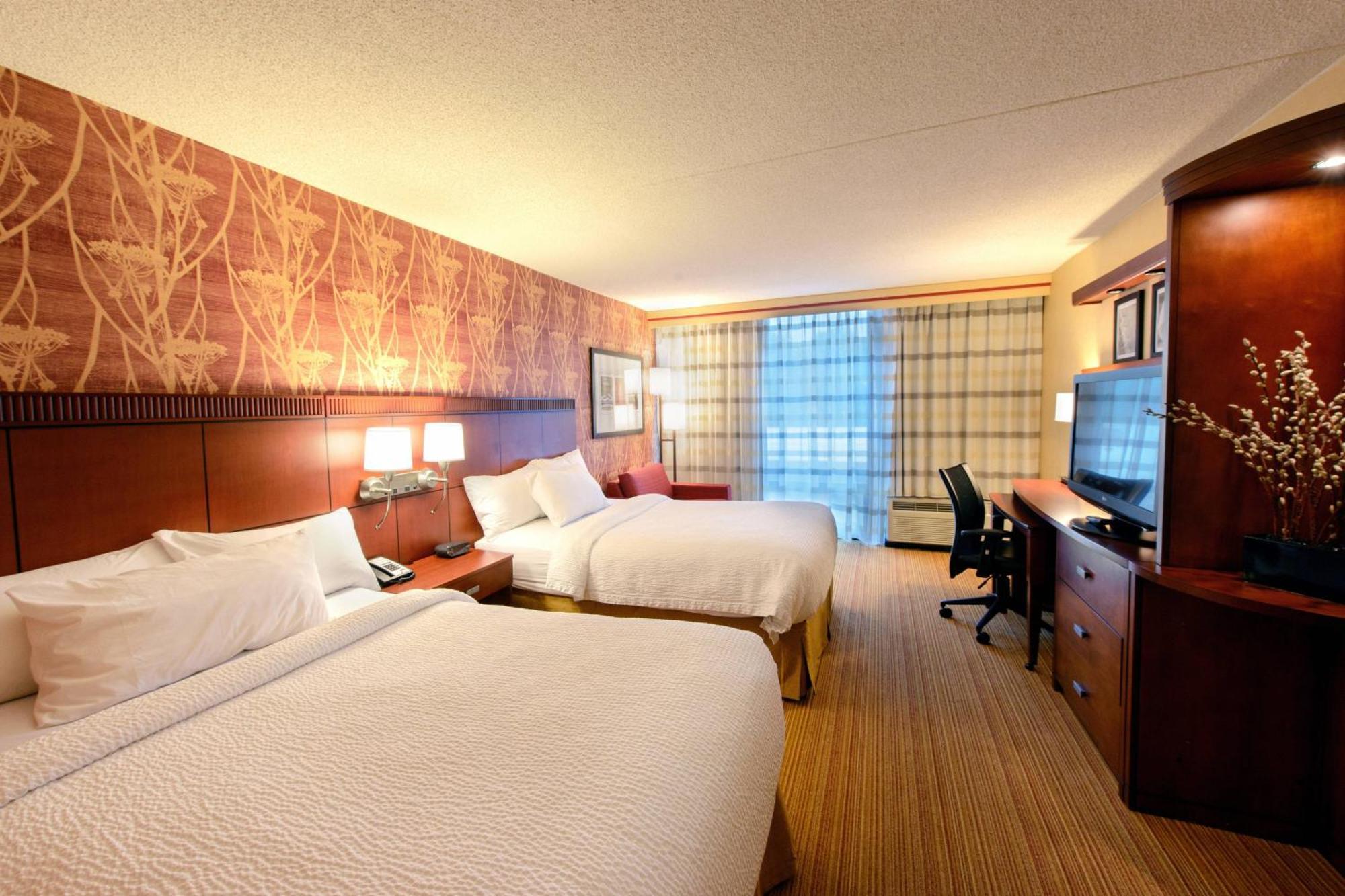 Courtyard By Marriott Canton North Canton Buitenkant foto