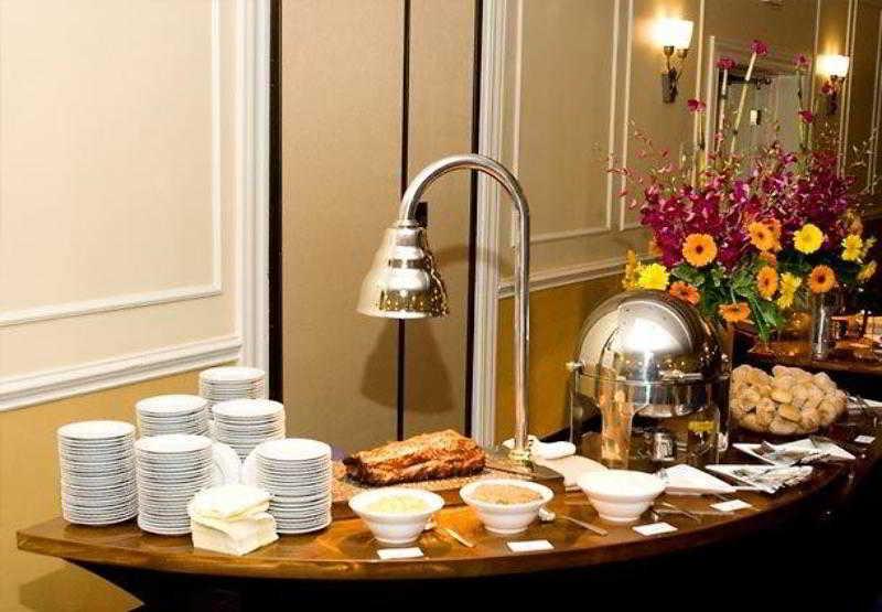 Courtyard By Marriott Canton North Canton Buitenkant foto